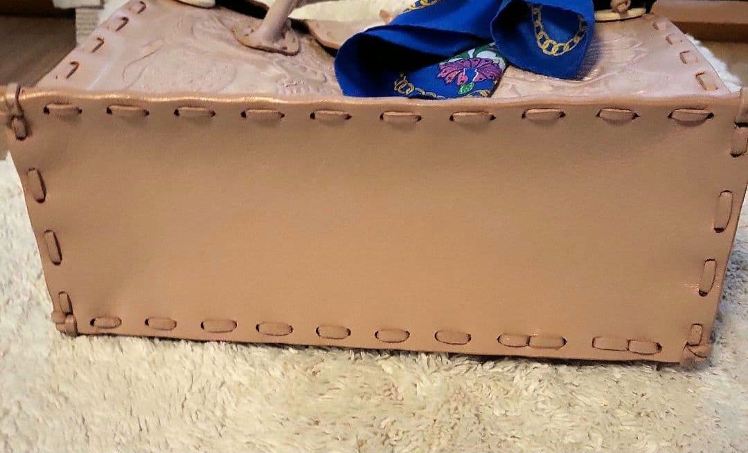 グレースコンチネンタル　カーヴィング　カービング　バッグ スカーフおまけ付 春
