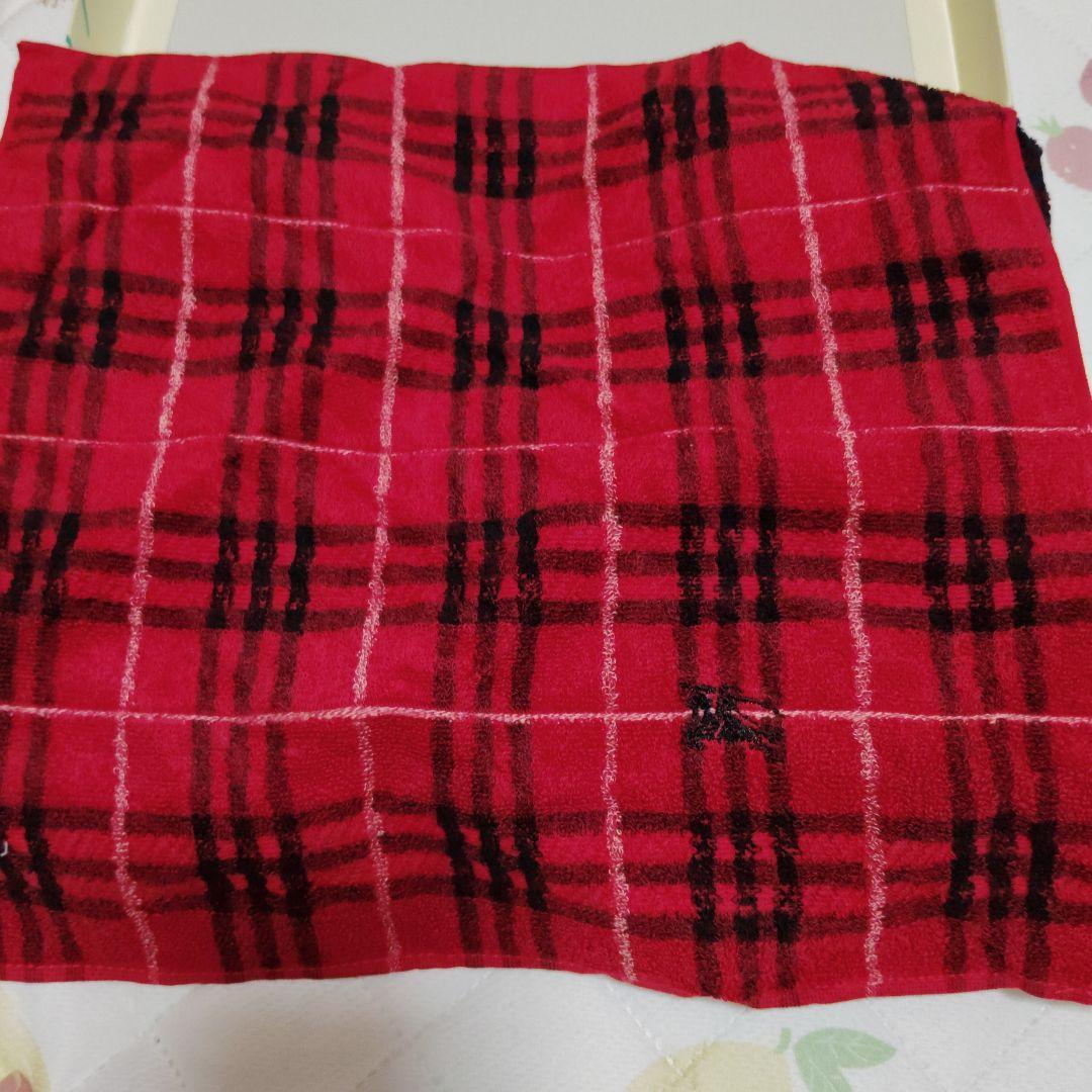 新品BURBERRYバーバリーフェイスタオル　タオルハンカチ4枚セット赤　紺