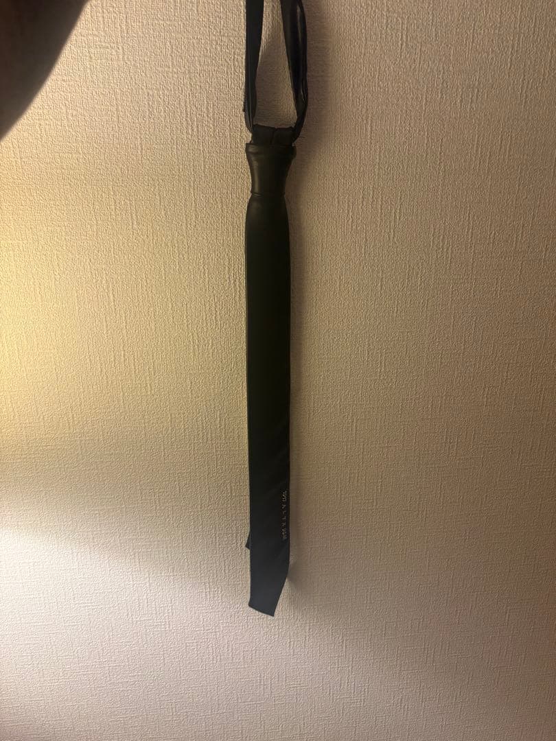 1017 ALYX 9SMレザーネクタイ
