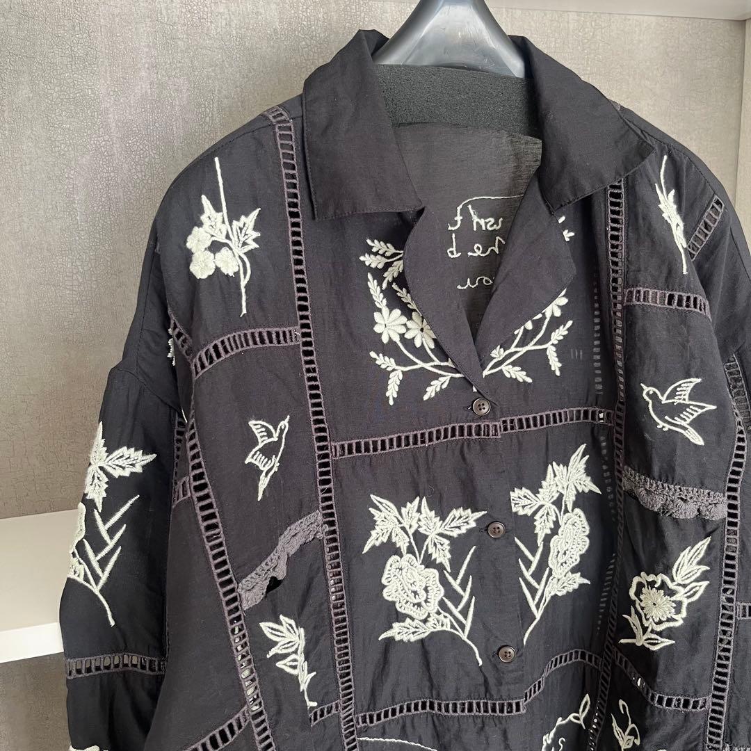 TODAYFUL エンブロイダリーパッチワークシャツ　ブラック　刺繍長袖ブラウス