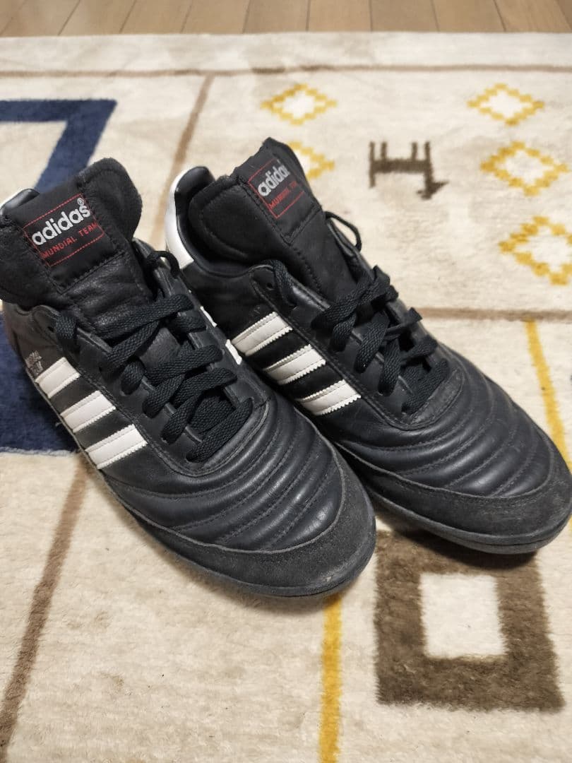 adidas Mundial Team トレーニングシューズ