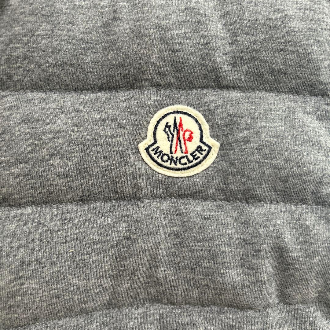 MONCLER グレー ダウンベスト
