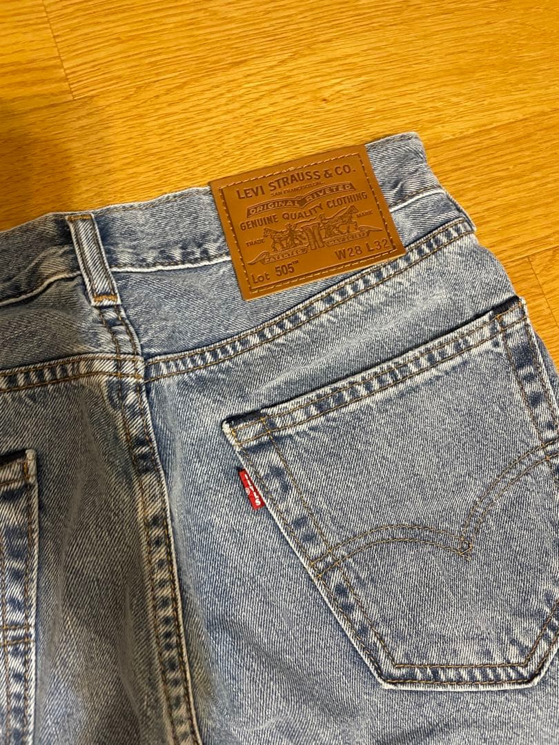LEVI’S 505™ レギュラーフィット ライトインディゴ W28L32