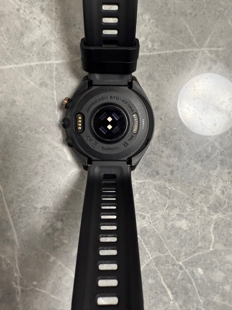 極美品　GARMIN ガーミン　アプローチ　S70 GPSナビ ブロンズ
