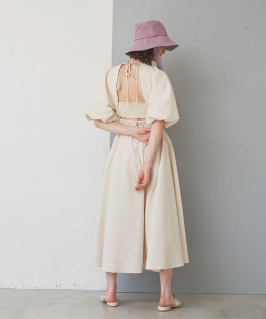 LA BELLE ETUDE BACK OPENベアSETワンピース