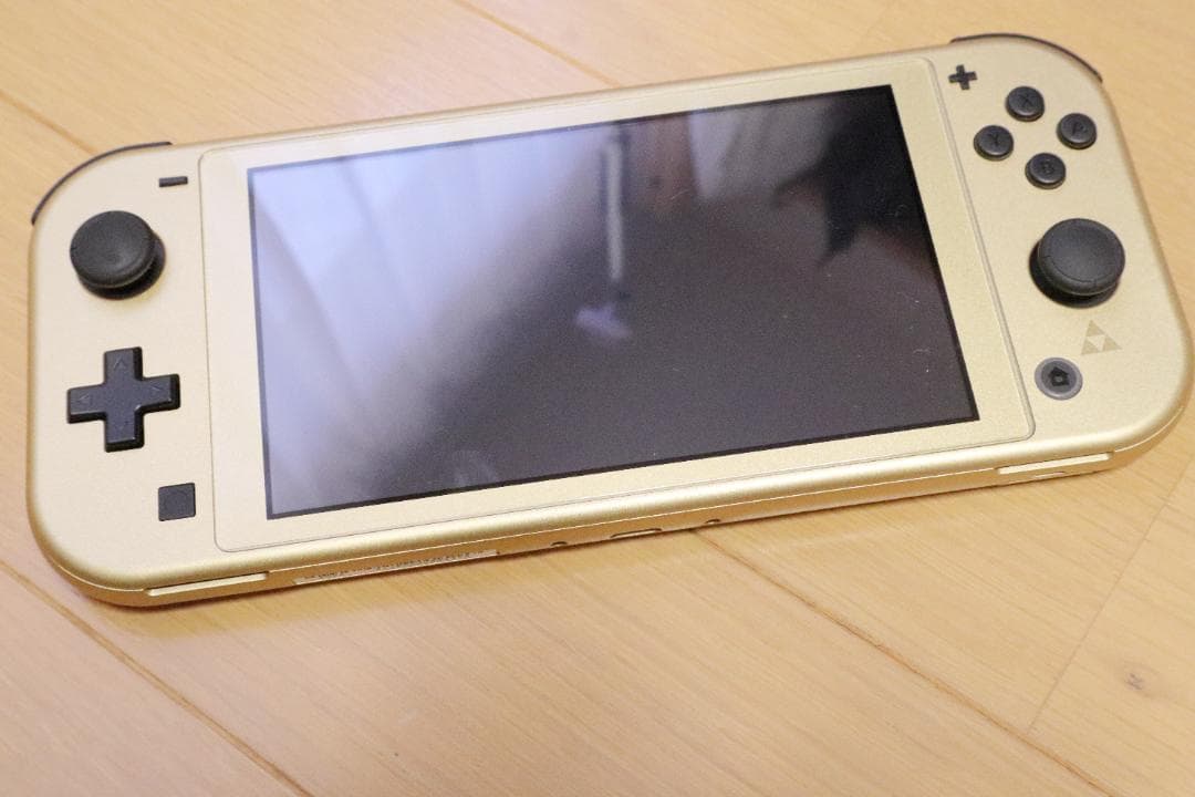 【中古】Nintendo Switch Lite HYRULE Edition
