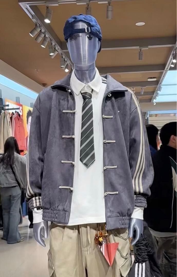 即日発送海外限定adidas Originalsスエード トラックジャケット L