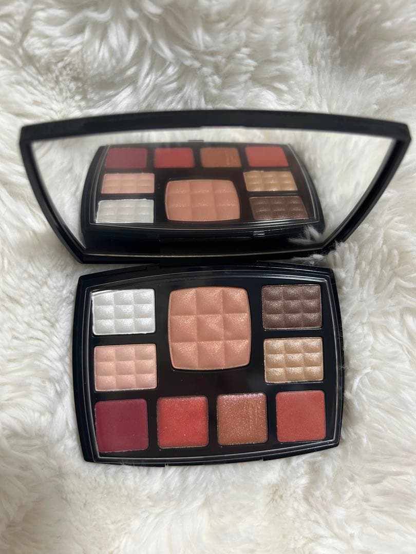 CHANEL TRAVEL MAKEUP PALETTE ※rさま専用