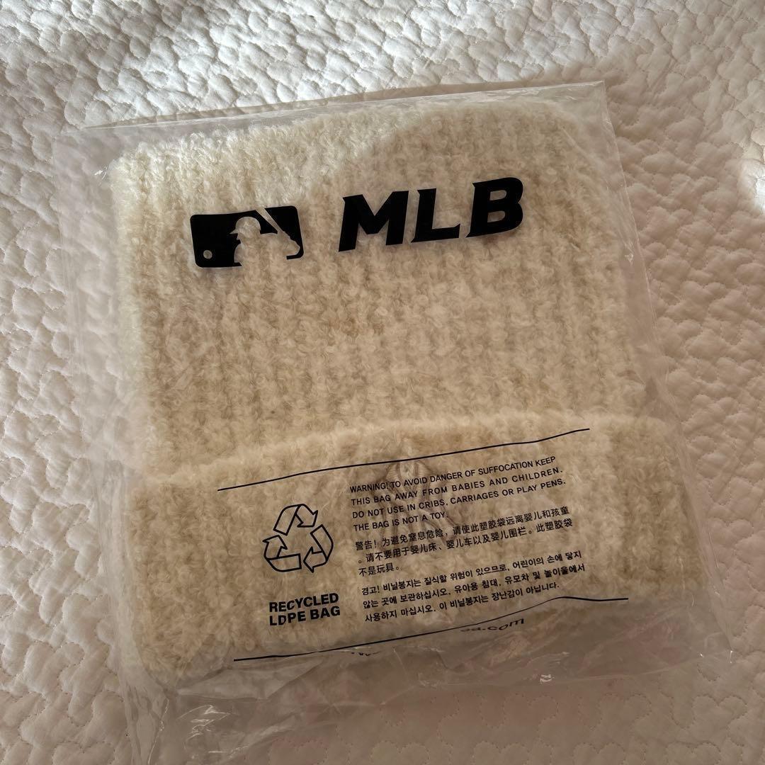 ★aespa KARINA着用★MLB ビーニー　ニット帽　猫耳　韓国　クリーム