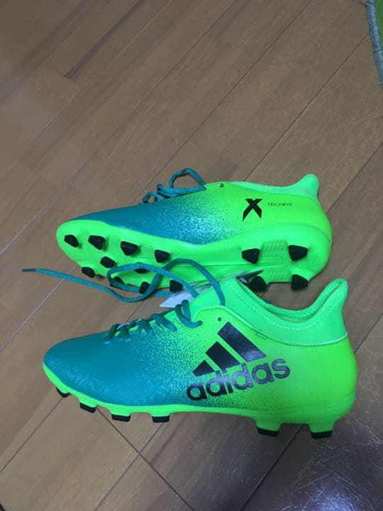 アディダス　サッカースパイク27センチ　緑