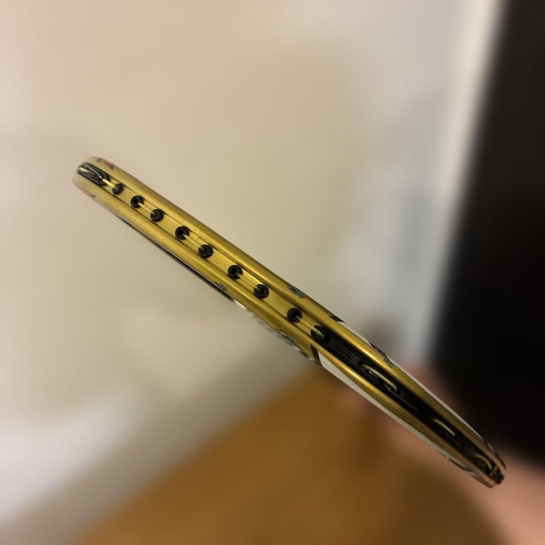 YONEX VOLTRIC LD-FORCE 4UG5 リンダンモデル　お値下げ