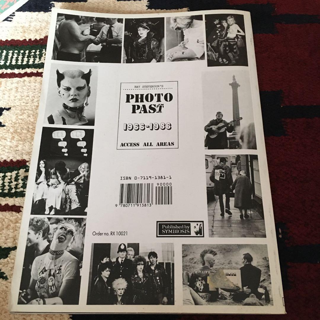洋書 RAY STEVENSON'S  PHOTO PAST 1966-1986