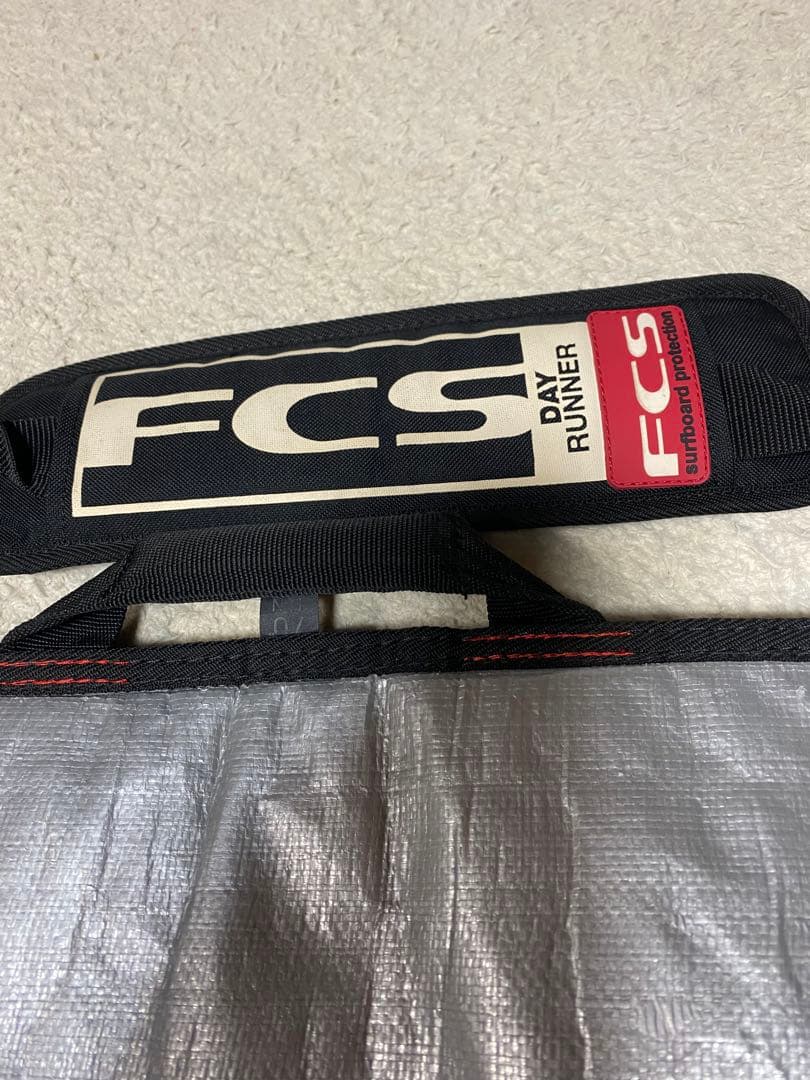 FCS サーフボードケース