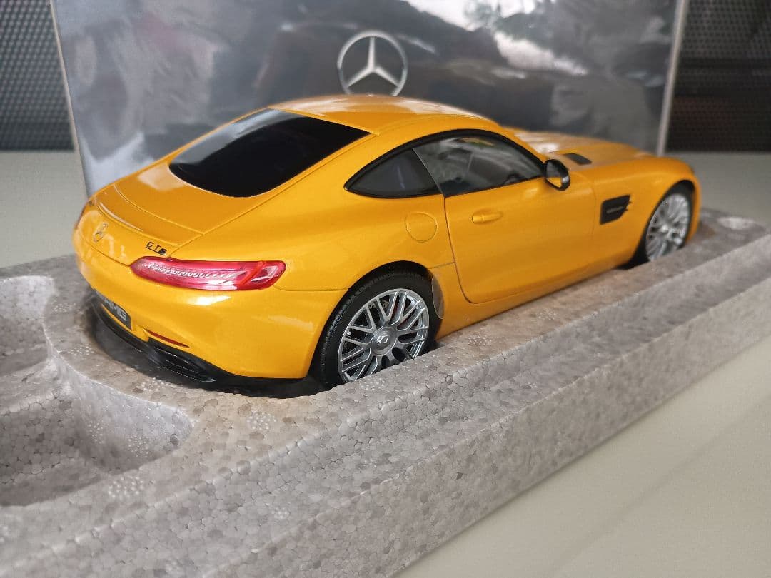 メルセデス特注 メルセデス ベンツ Mercedes AMG GT S 1/18
