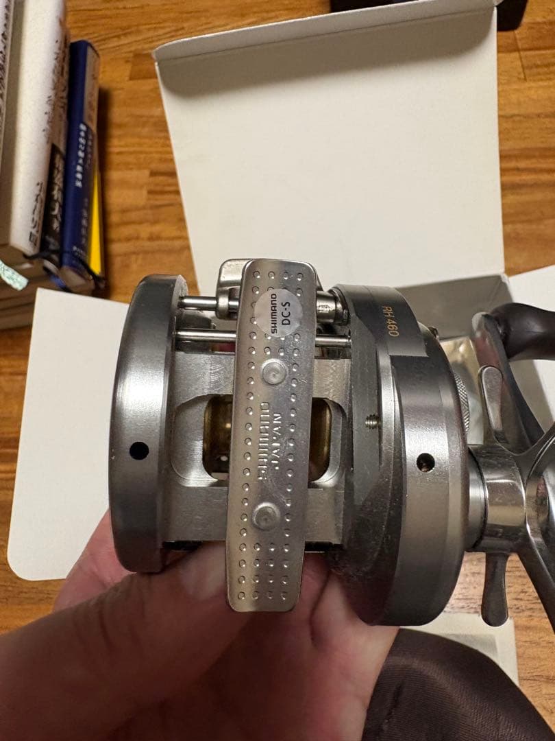リール SHIMANO CALCUTTA CONQUEST 200DC