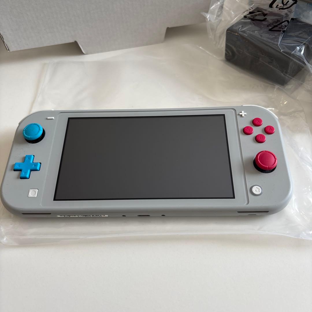 Nintendo Switch Lite ザシアン・ザマゼンタ限定　デザイン