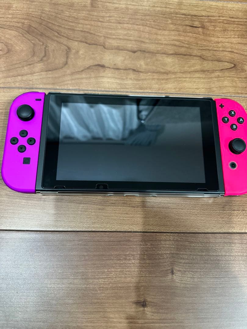 Nintendo Switch Tiar