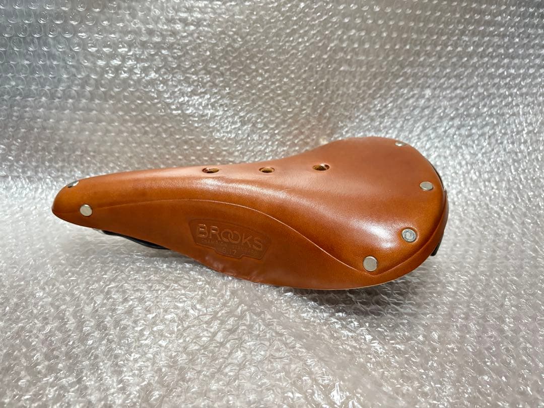 【新品未使用】BROOKS B17ハニー レザーサドル