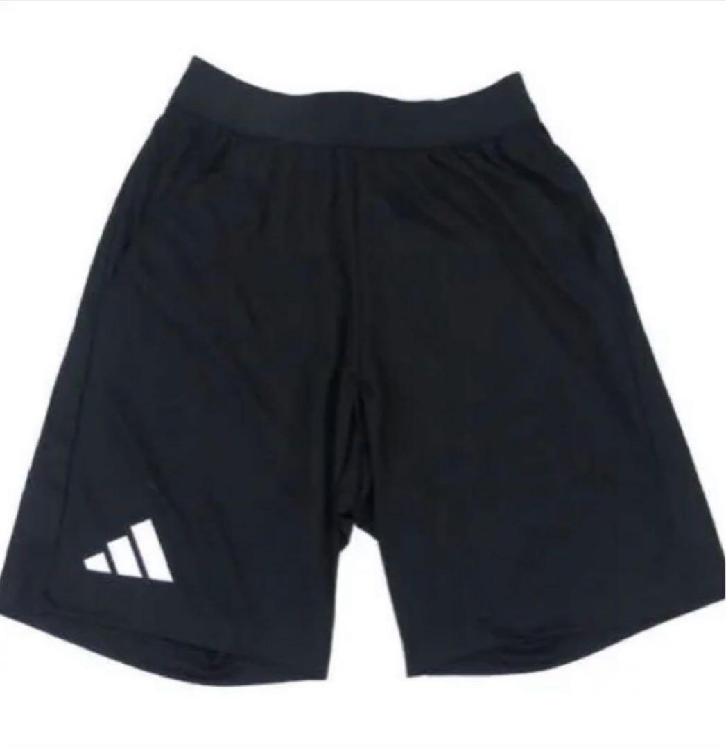 adidas レフリーロングシャツとショートパンツセット