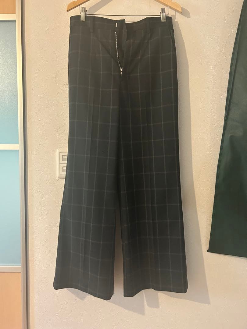 トーガビリリース23ss ダークグリーン ワイドパンツ