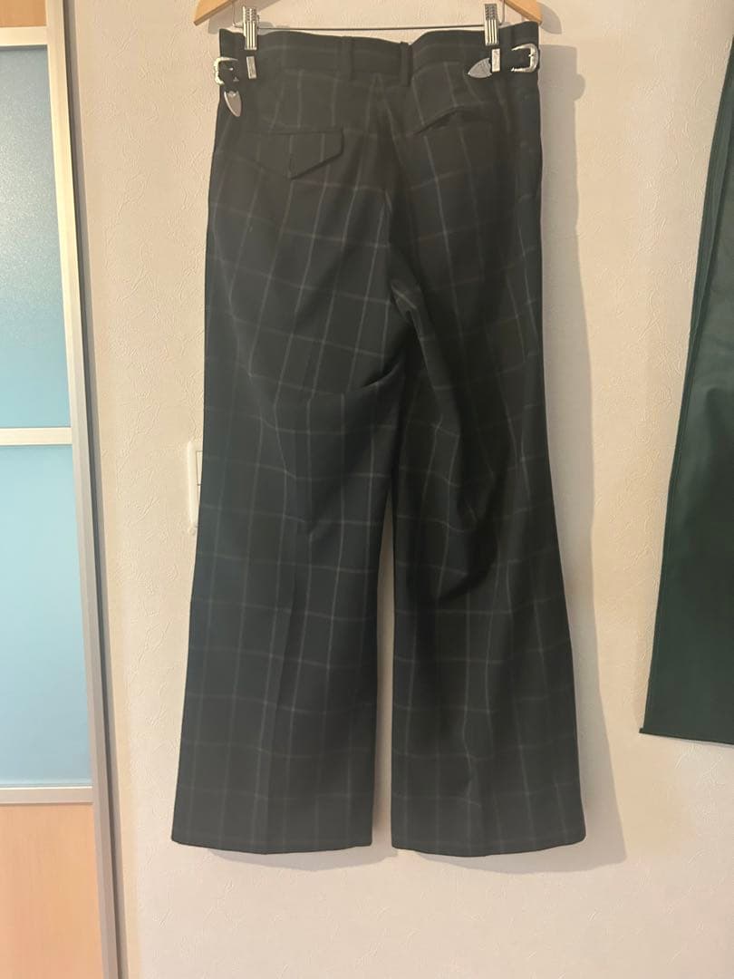トーガビリリース23ss ダークグリーン ワイドパンツ