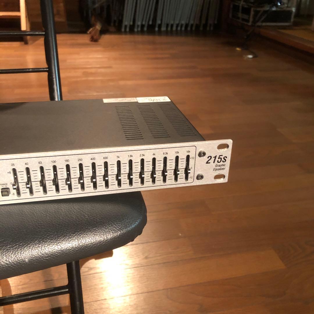 dbx 215s グラフィックイコライザー　中古