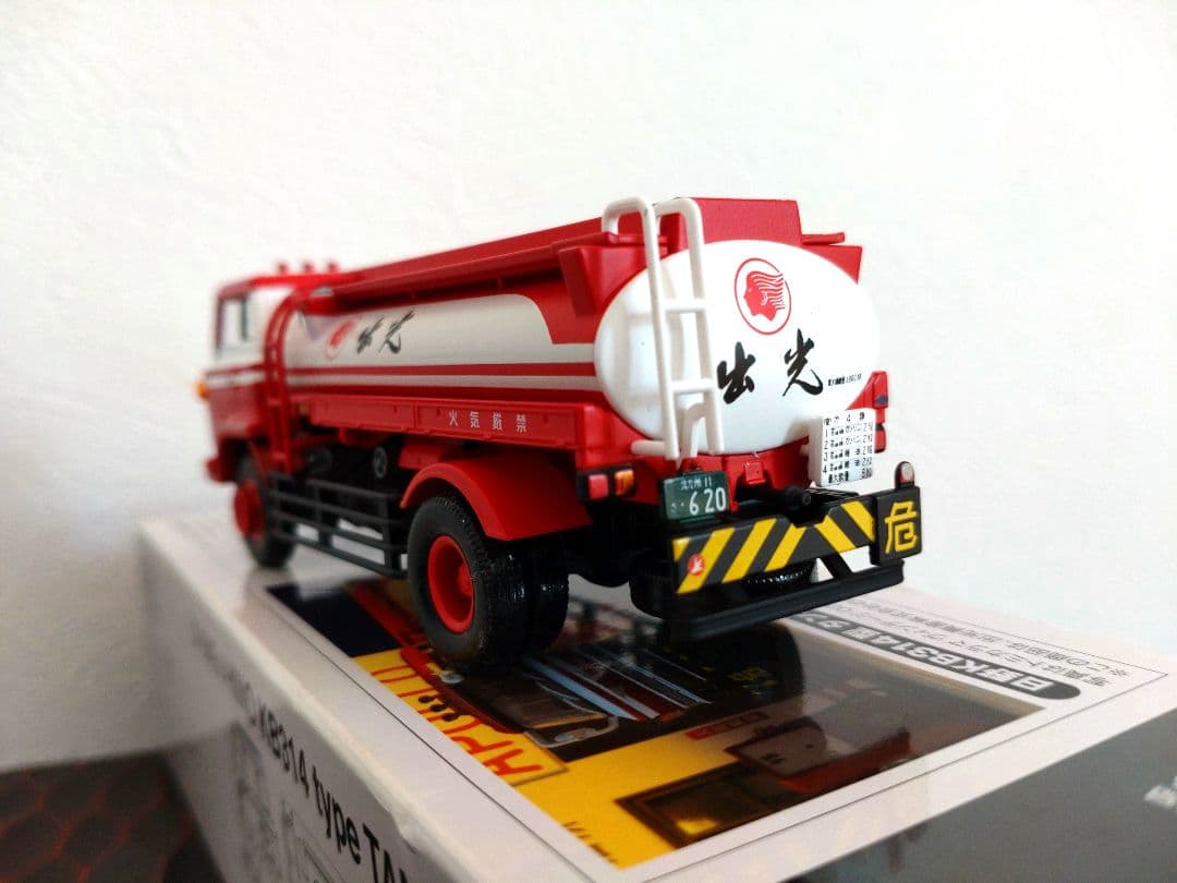 【絶版希少】【新品】TOMICALIMITED VINTAGE日野タンクローリー