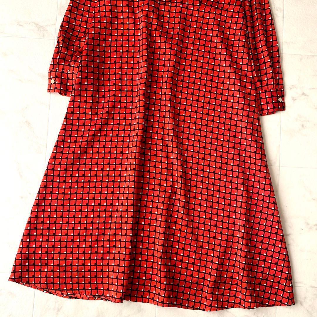 極美品.定価3.2万☆アンタイトル 洗える ジオメ柄ボウタイワンピース