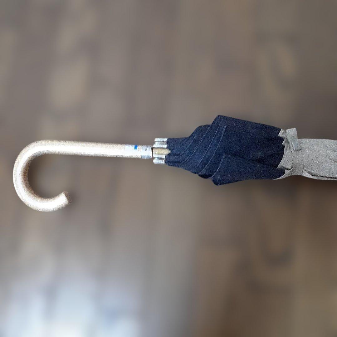 【新品】BURBERRY 傘 UVカット ベージュ　ネイビー晴雨兼用