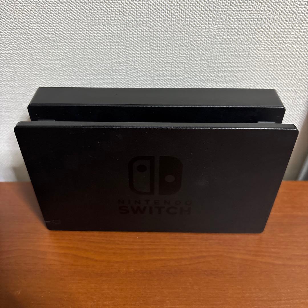 【中古品】ニンテンドースイッチ本体 + Joy-Con２セット+その他付属品