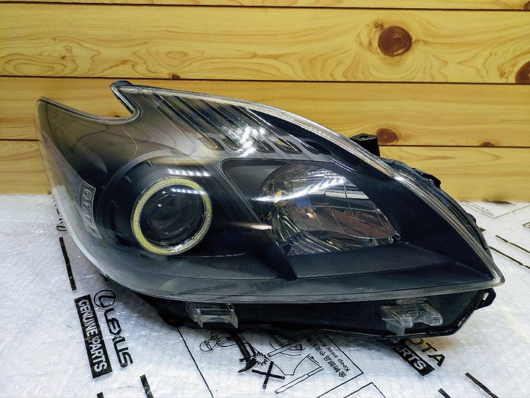 30プリウス ヘッドライト イカリング インナーブラック ZVW30 黄ばみ無し