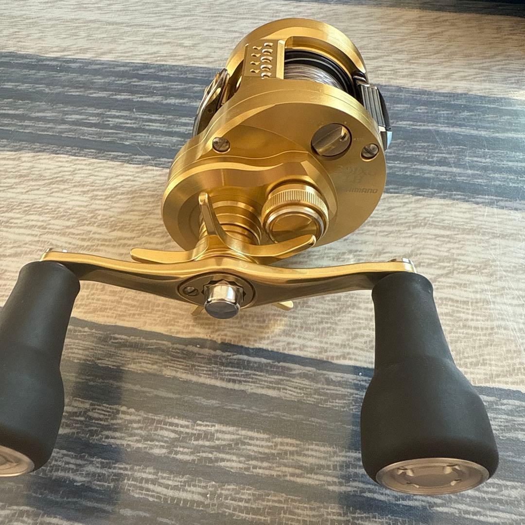 SHIMANO CONQUEST 301XG リール