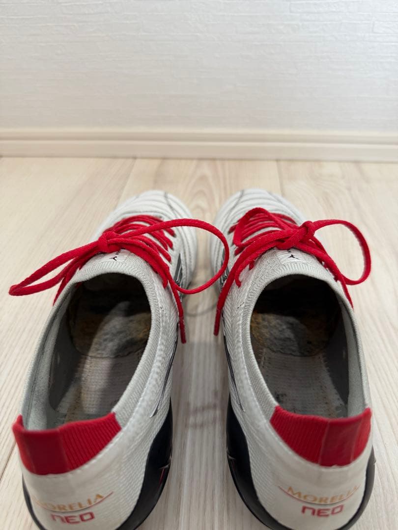 極美品 Mizuno モレリアネオ4β JAPAN ホワイト/レッド 25.5