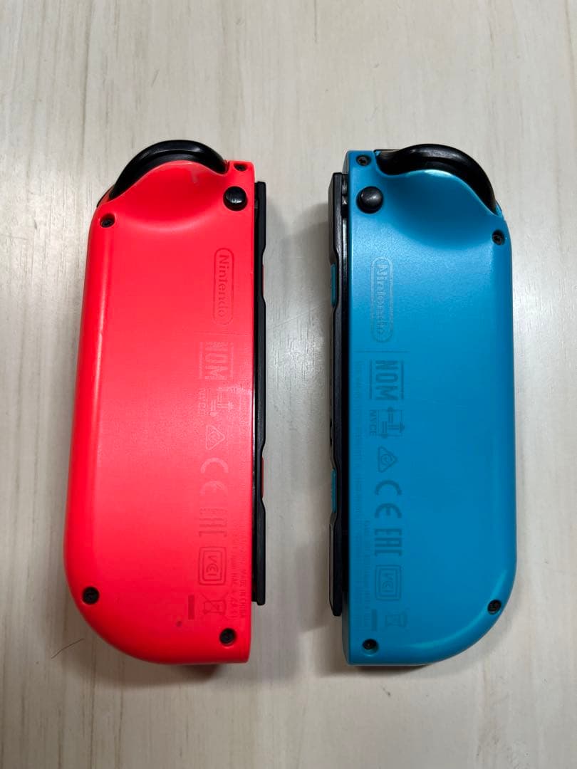 Nintendo Switch 本体 Joy-Con付き　2017年式
