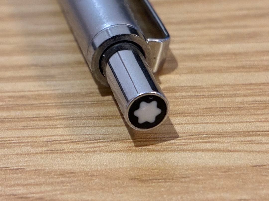 【廃番】モンブラン 672 マルチカラーボールペン 振り子式ノック機構