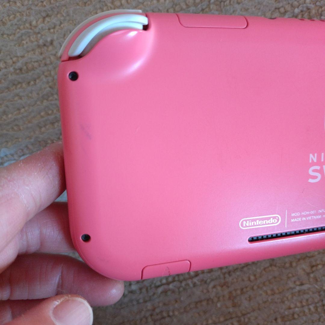 ニンテンドーSwitchライト　本体　ジャンク　コーラルピンク