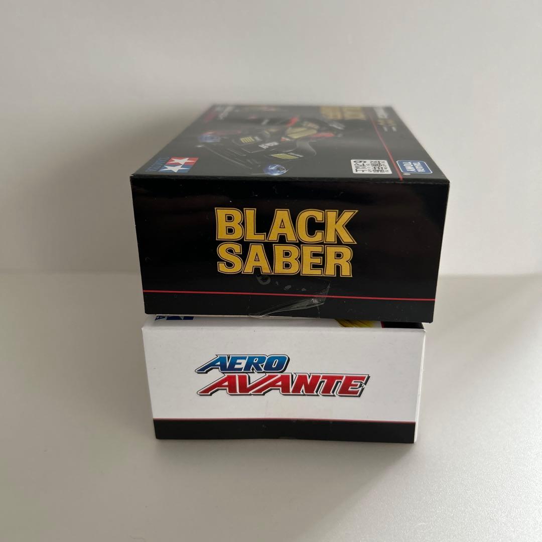 トミカ プレミアム　エアロアバンテjr ブラックセイバー