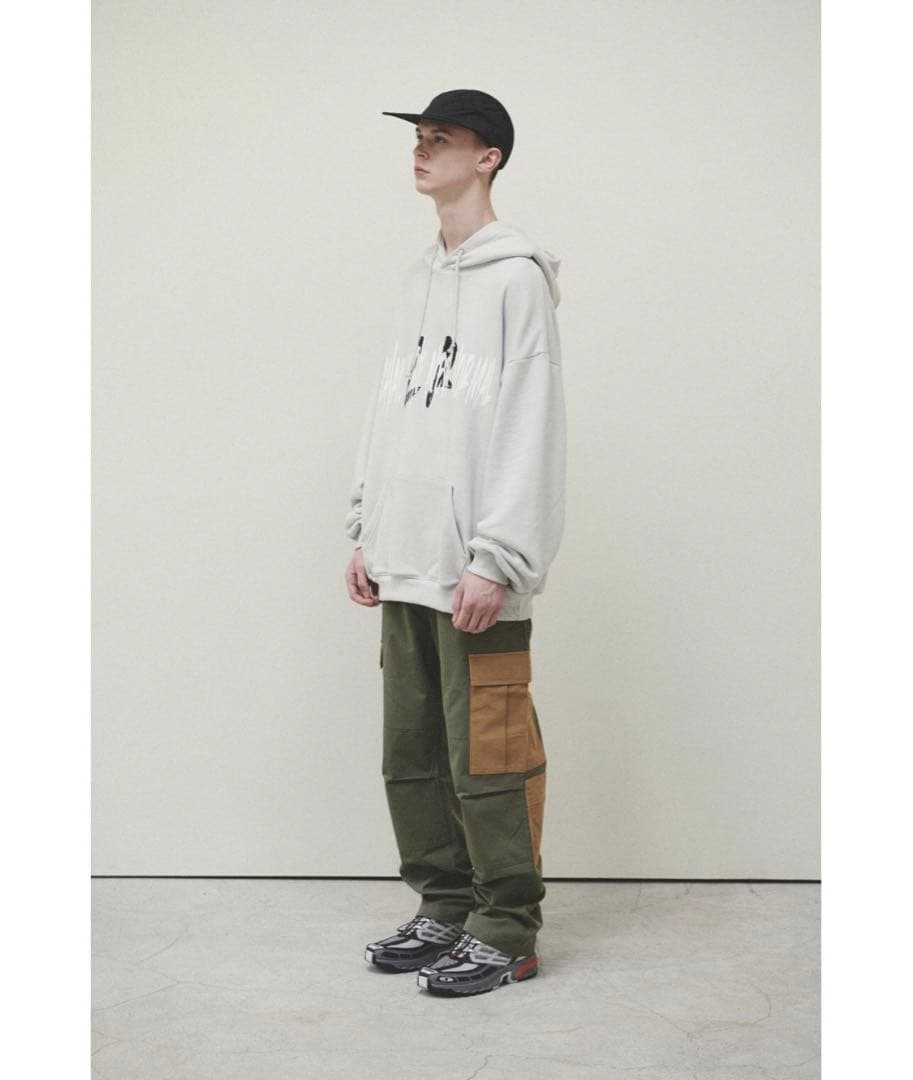 LIBERE / カーゴパンツ / 新品未使用 / カーキ / サイズ3