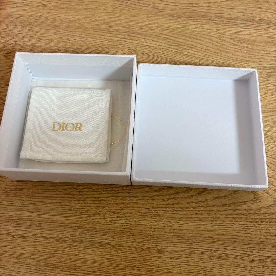 Dior ロゴ入りリング クリスタル付き