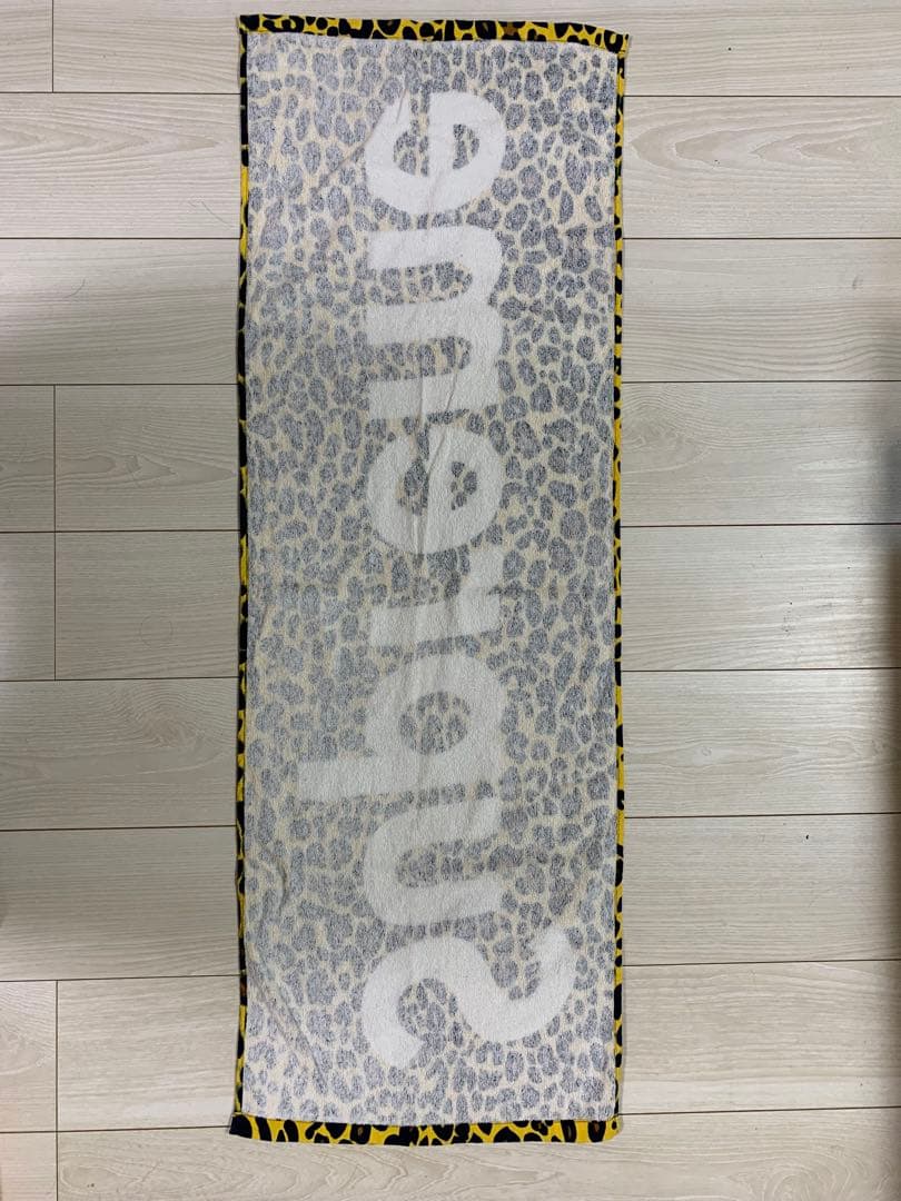 B*a様 【新品未使用】supreme 非売品 レオパード柄タオル　豹柄