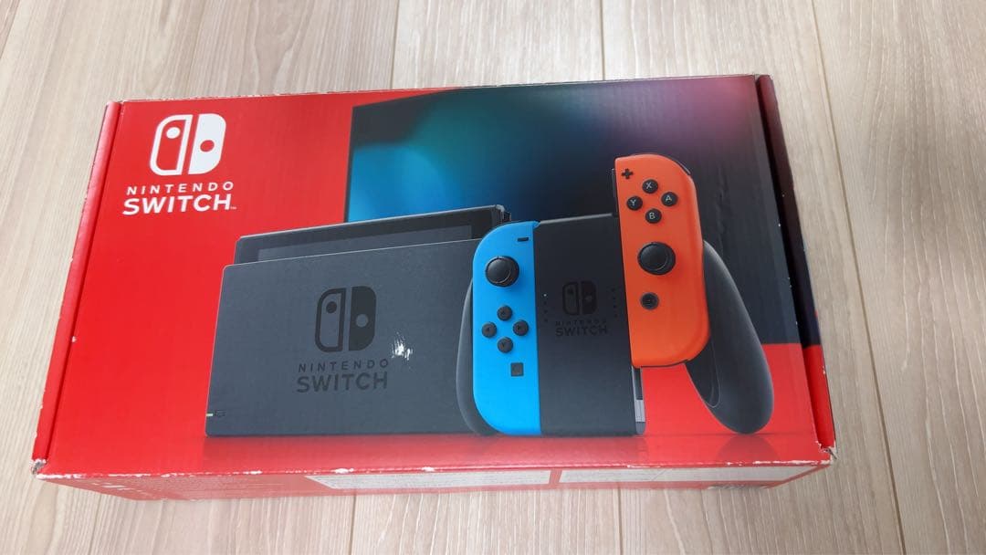 任天堂　Nintendo Switch 本体　美品