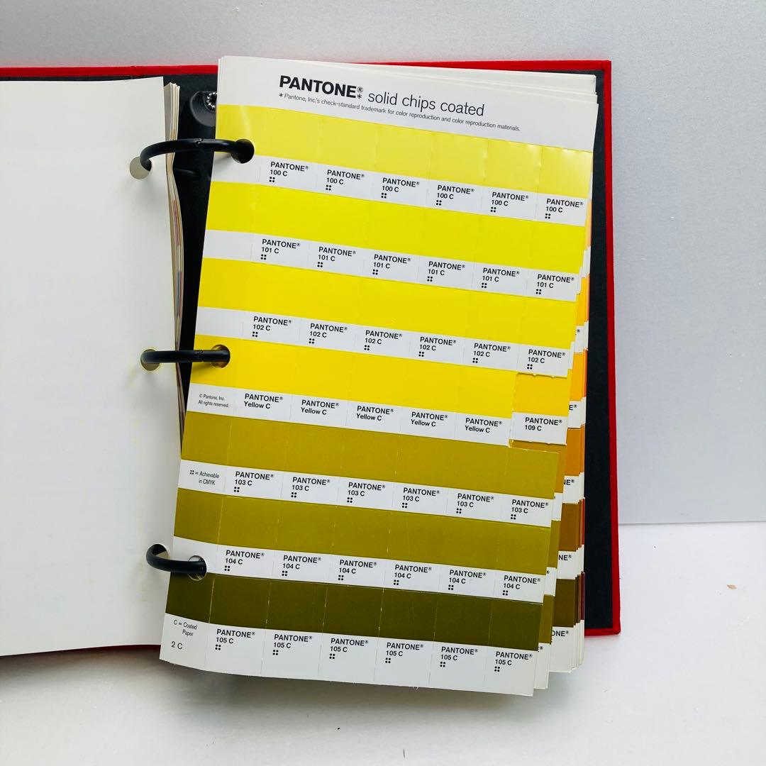 PANTONE solid chips 　コート／アンコート　7000番あり