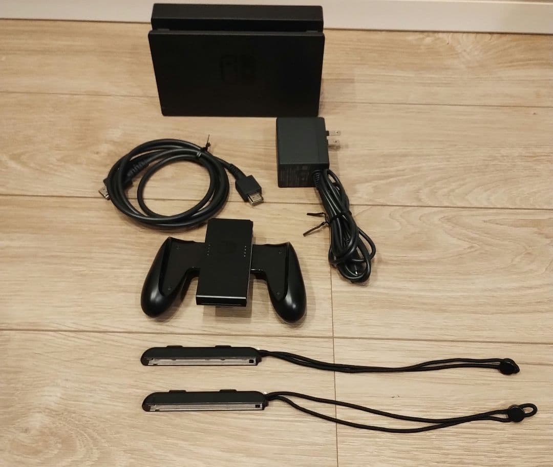 Nintendo Switch 本体＋標準付属品一式