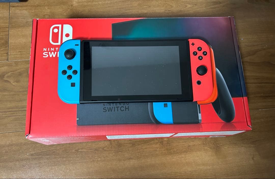 美品 Nintendo Switch スイッチ 本体 通常版 付属品完備