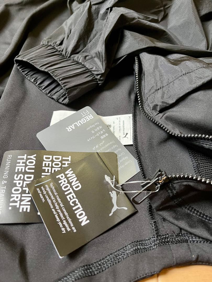 ▪️新品・puma．ウインドブレーカー・パーカー・ナイロンジャケット・アウトドア
