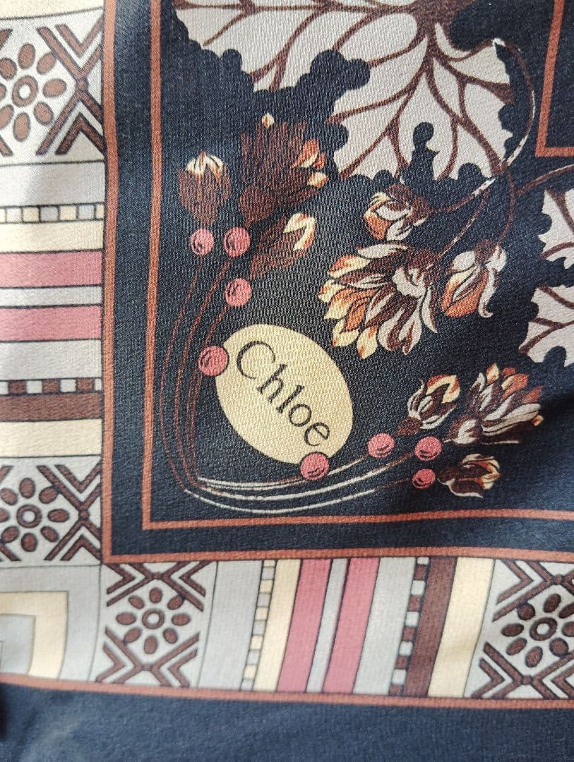 Chloé　クロエ　大判スカーフ　花柄　シルク　ヴィンテージ