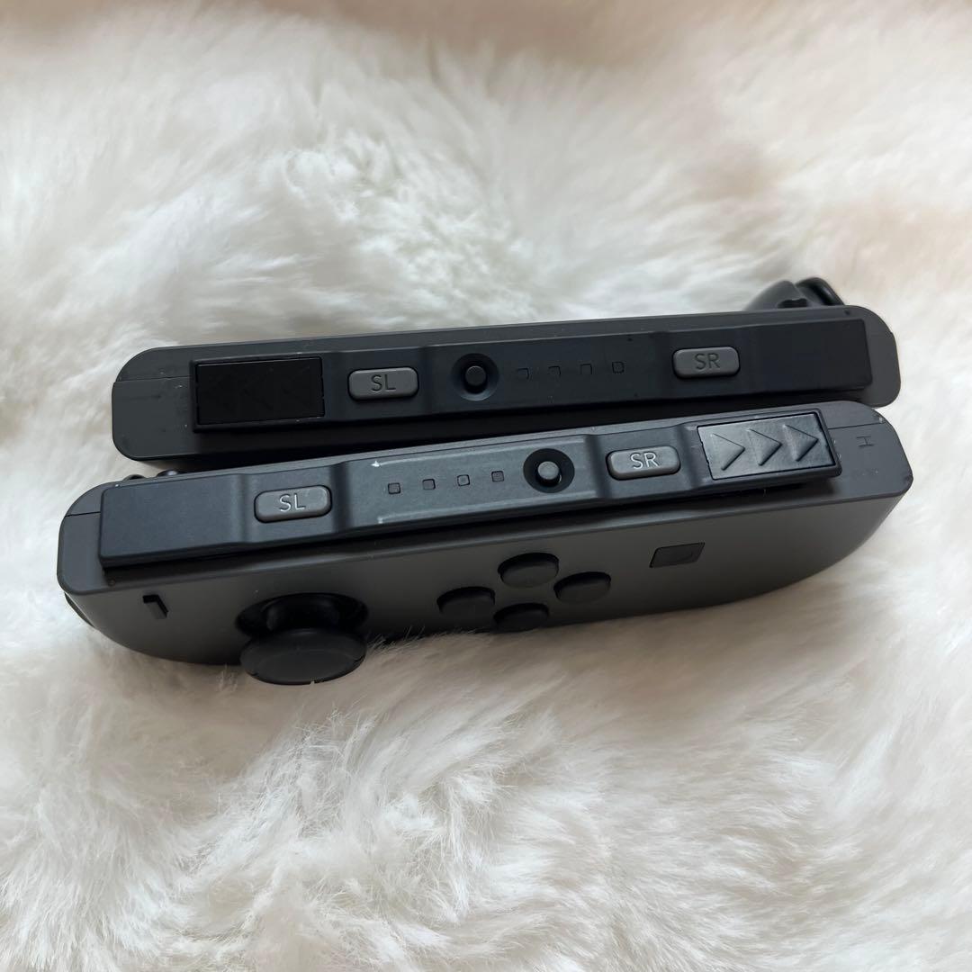 【匿名配送】　Nintendo Switch 任天堂　スイッチ　本体　グレー