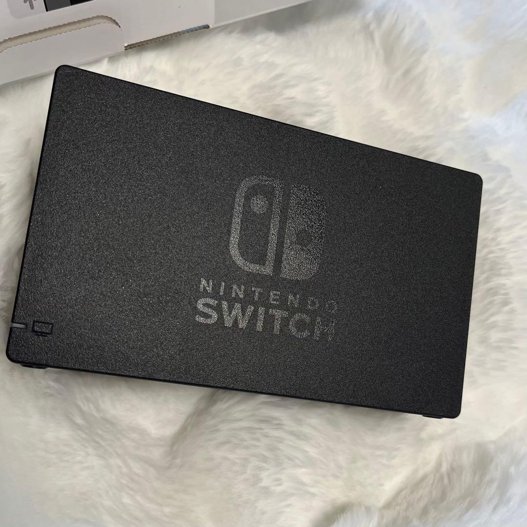 【匿名配送】　Nintendo Switch 任天堂　スイッチ　本体　グレー