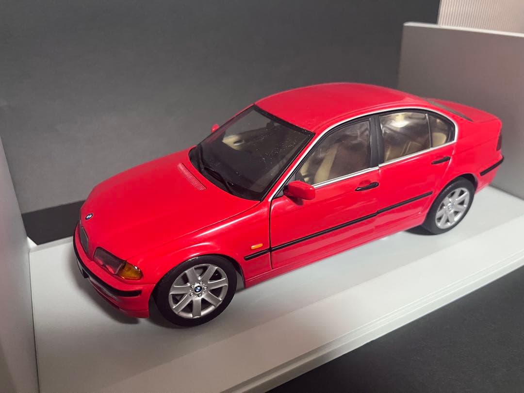 UT Models  328i 1/18 絶版