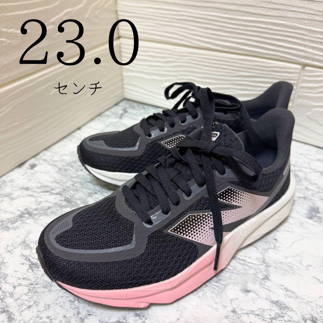 【ニューバランス】極美品 ランニングシューズ ダイナソフト フラッシュ V7